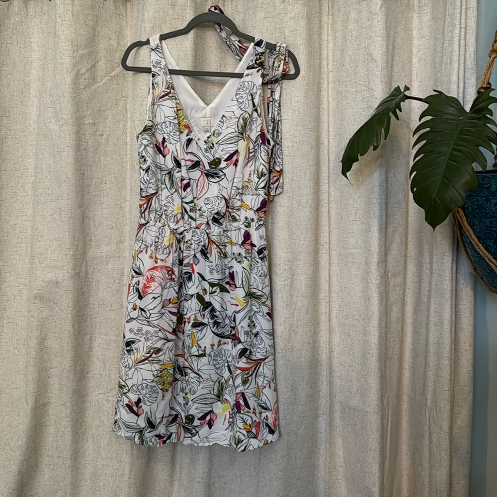Cute jungle sun dress ☀️